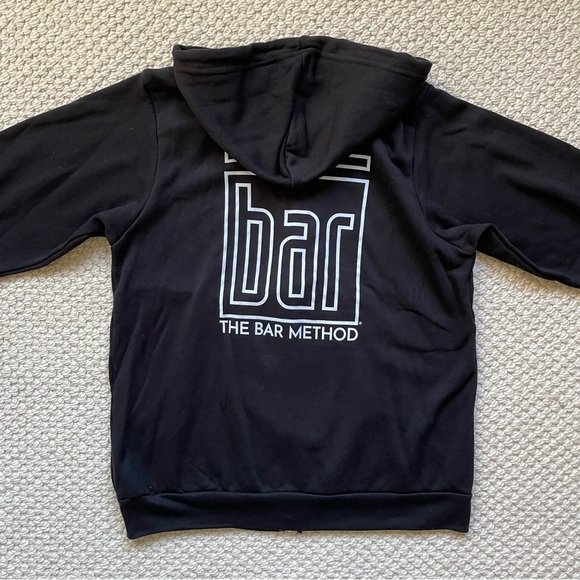 NWT black zippered hoodie - Picture 5 of 8